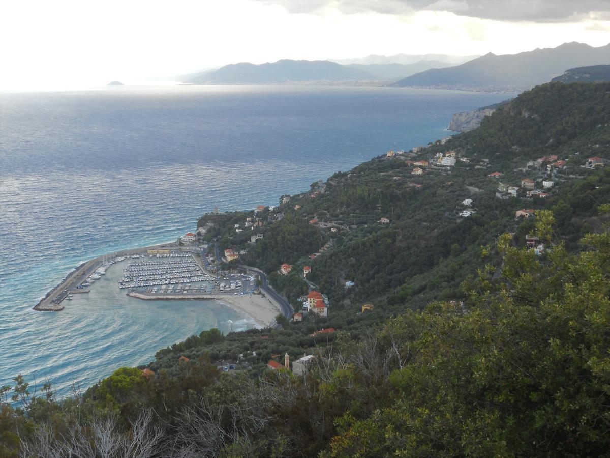 La Rosa Dei Venti Hotel Finale Ligure Bagian luar foto